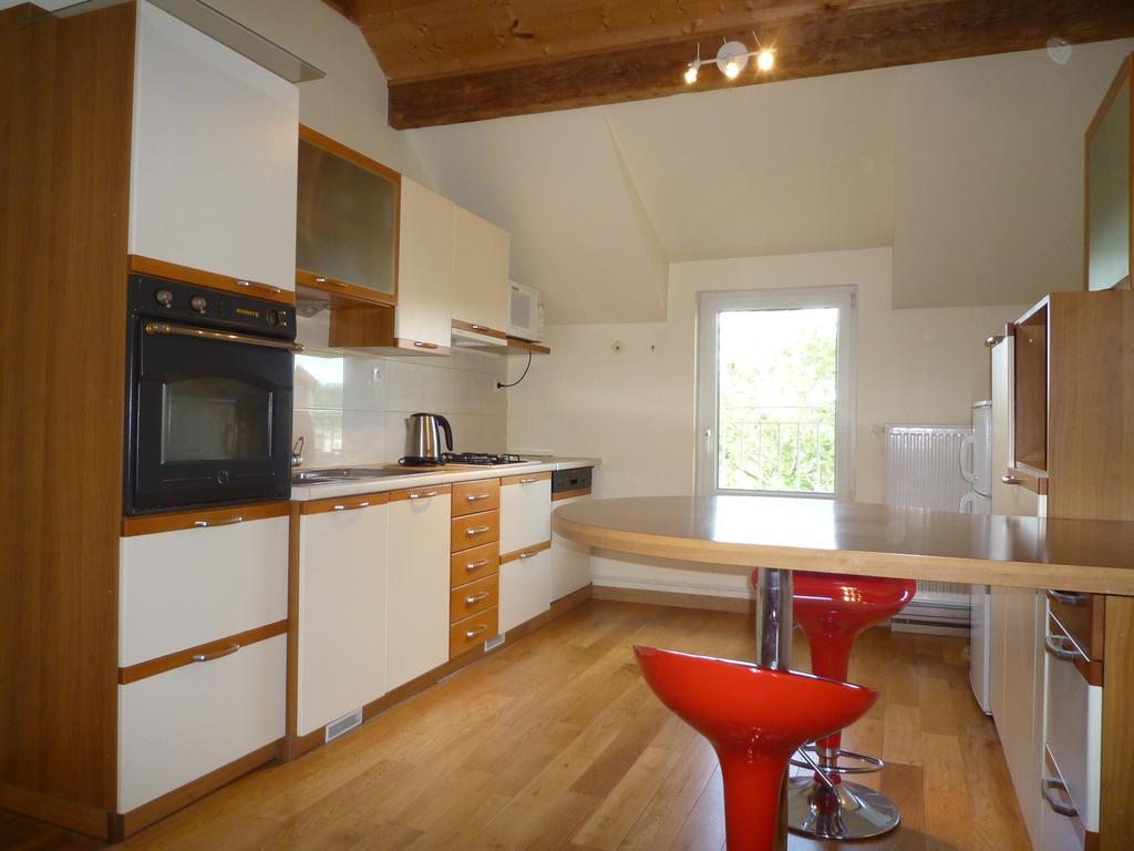 Les Mirabelles Apartman Metz Szoba fotó